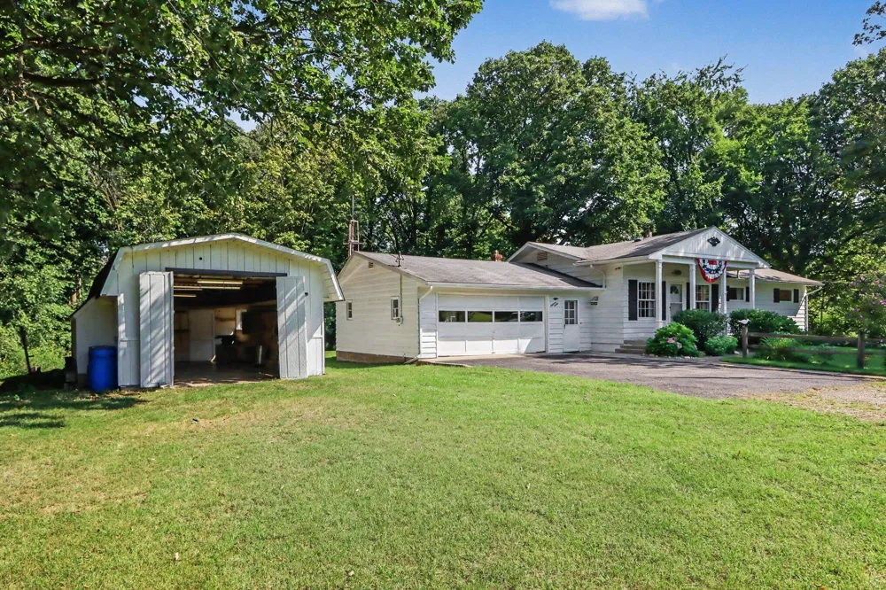 1830 River Street Kalamazoo, MI 49048