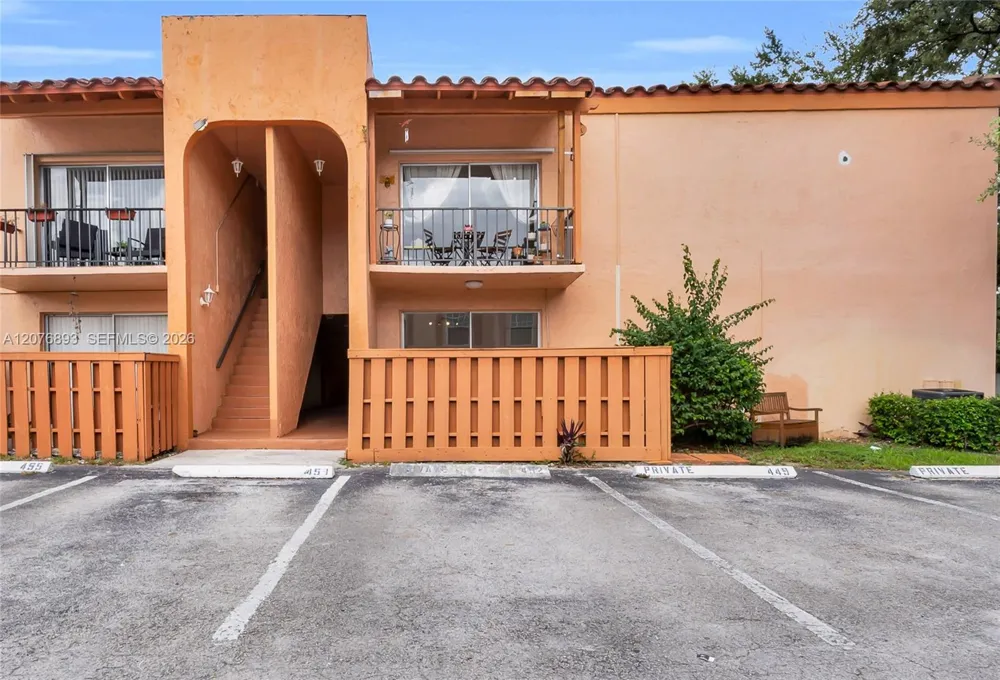 7100 Fairway Dr #K11 Miami Lakes, FL 33014