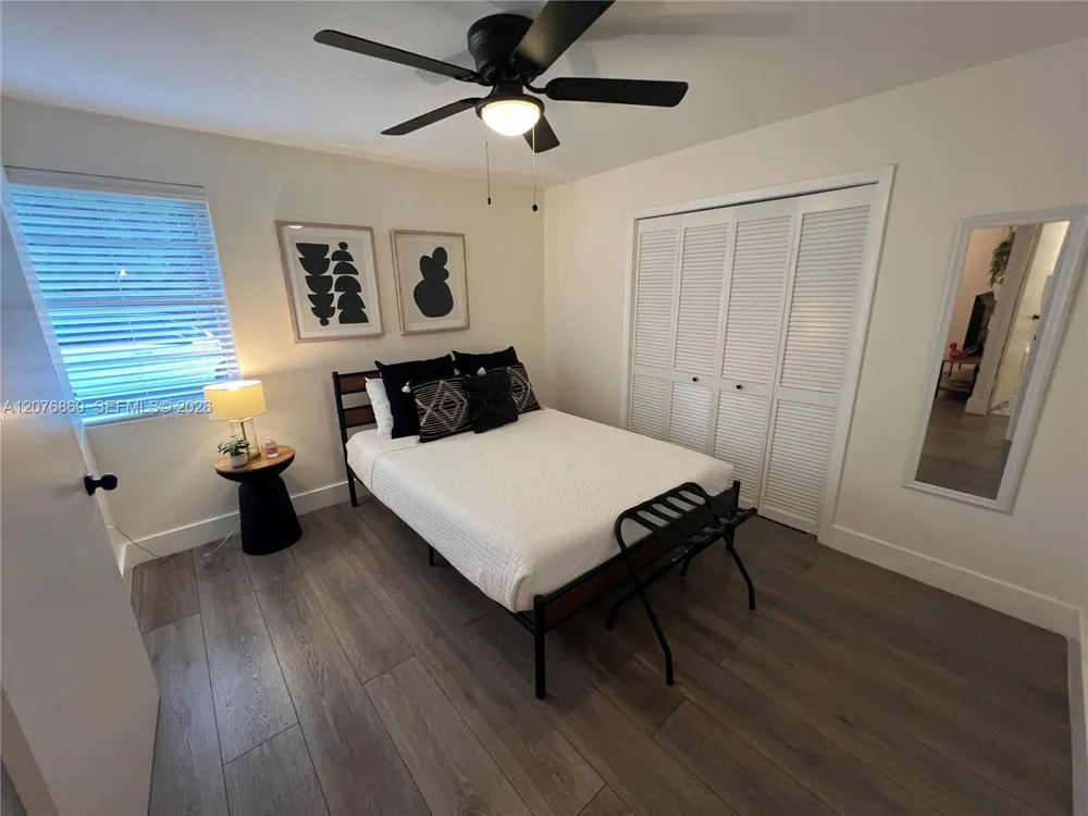 3102 SW 10th St #3104A Miami, FL 33135