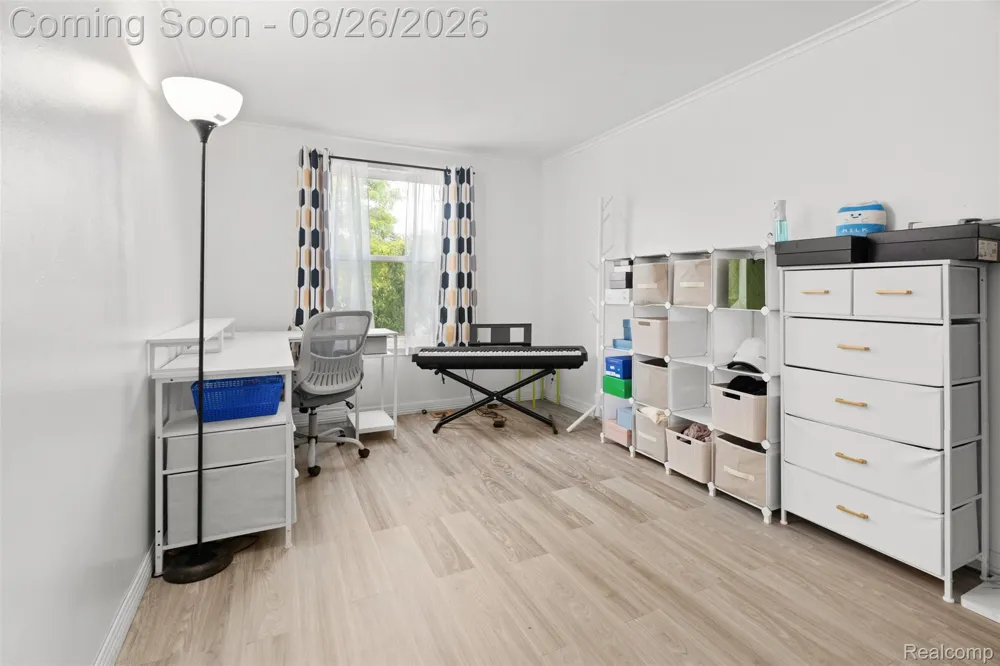 3757 Oxley Drive Troy City, MI 48083