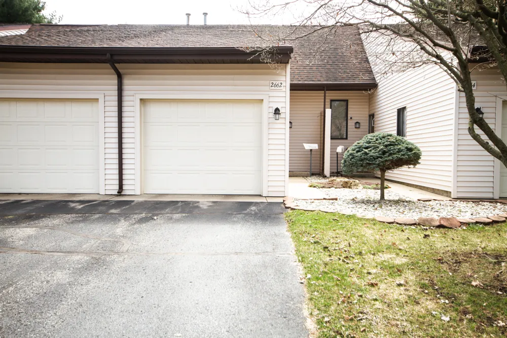 2662 Stonehaven Drive SW Wyoming City, MI 49519