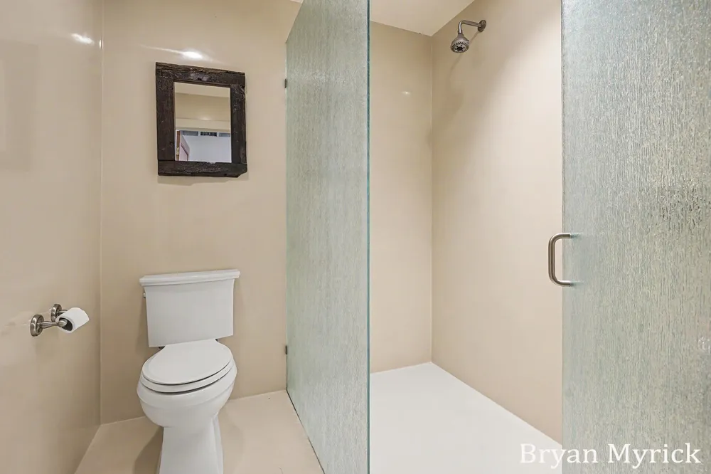 533 Columbia Avenue #009 Holland City, MI 49423