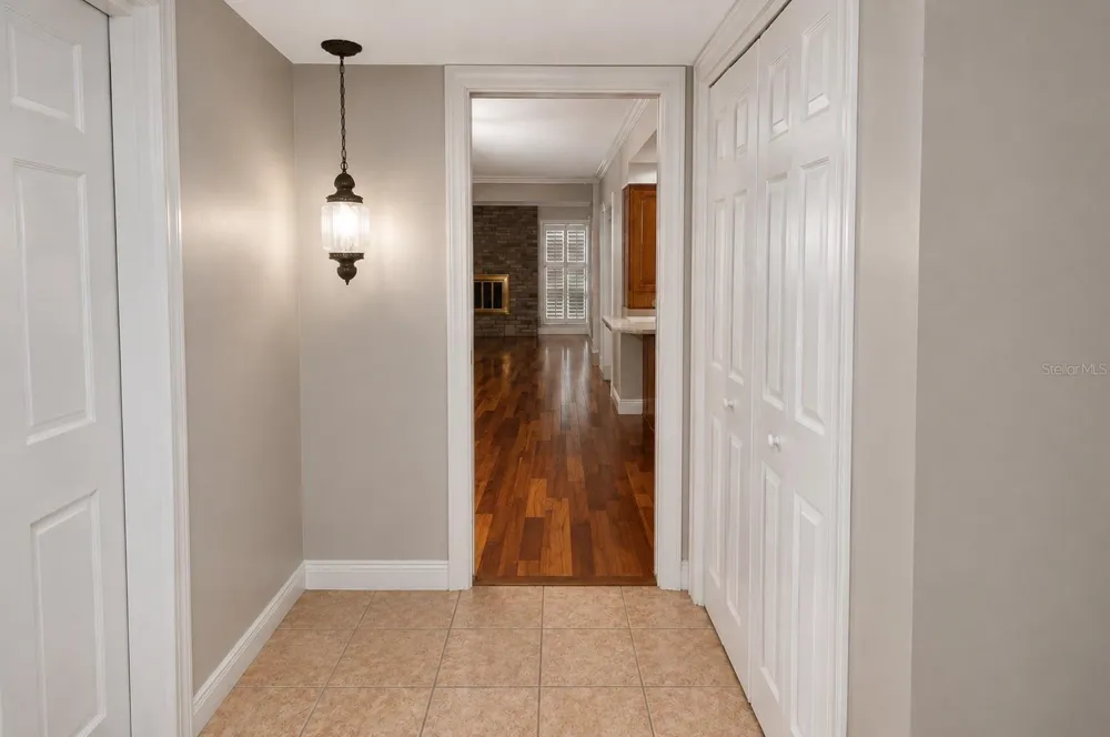 981 DAMROSCH STREET Largo, FL 33771