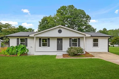 2831 Mobley Drive