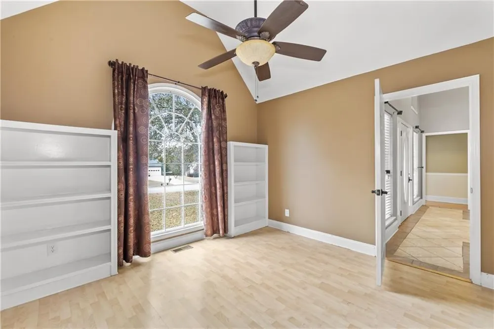 22 Valley Creek Drive SW Cartersville, GA 30120
