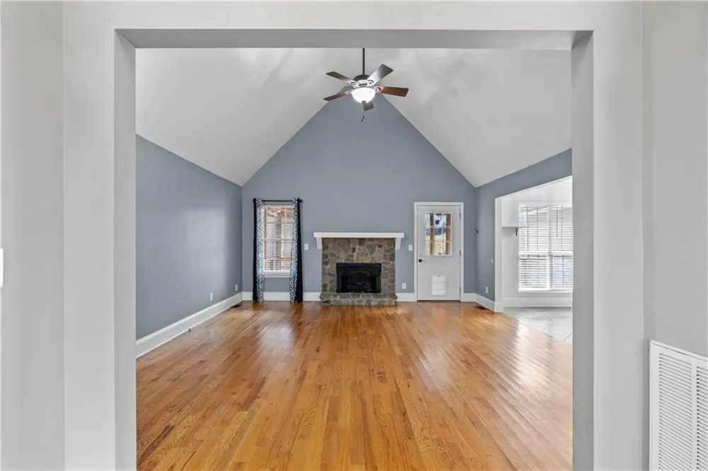 22 Valley Creek Drive SW Cartersville, GA 30120