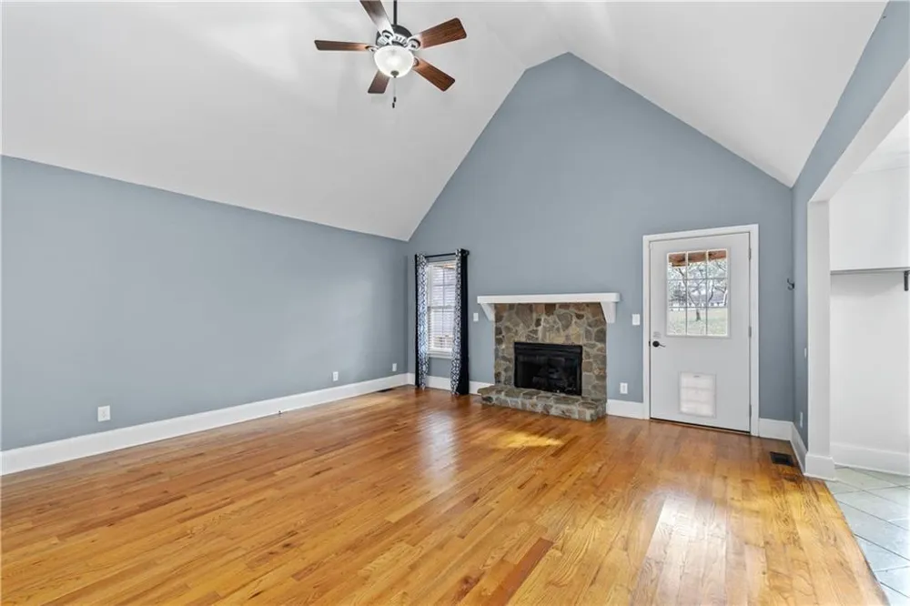 22 Valley Creek Drive SW Cartersville, GA 30120