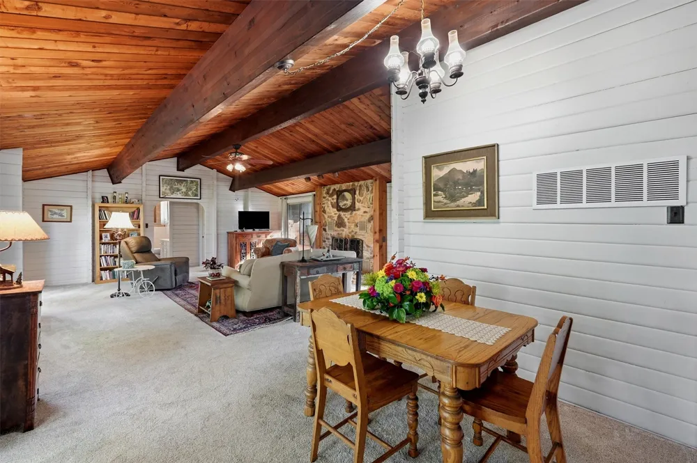 914 Kiowa Drive W Lake Kiowa, TX 76240