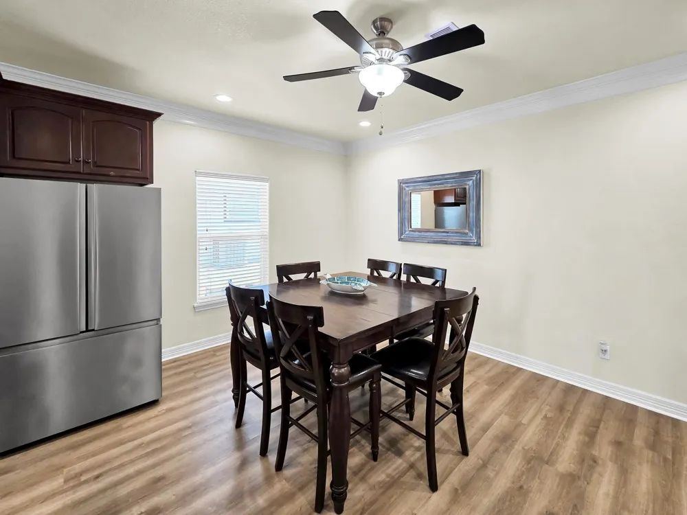 873 Townsend Drive Crystal Beach, TX 77650