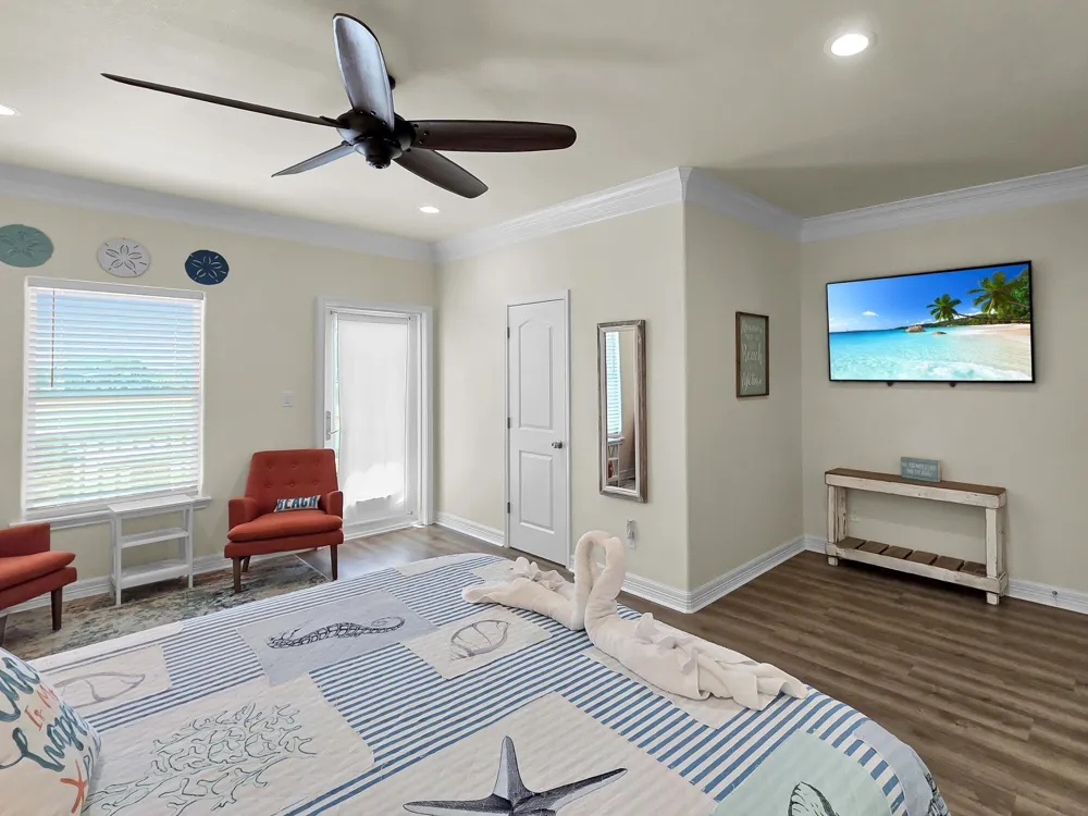 873 Townsend Drive Crystal Beach, TX 77650