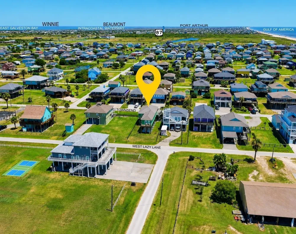 873 Townsend Drive Crystal Beach, TX 77650
