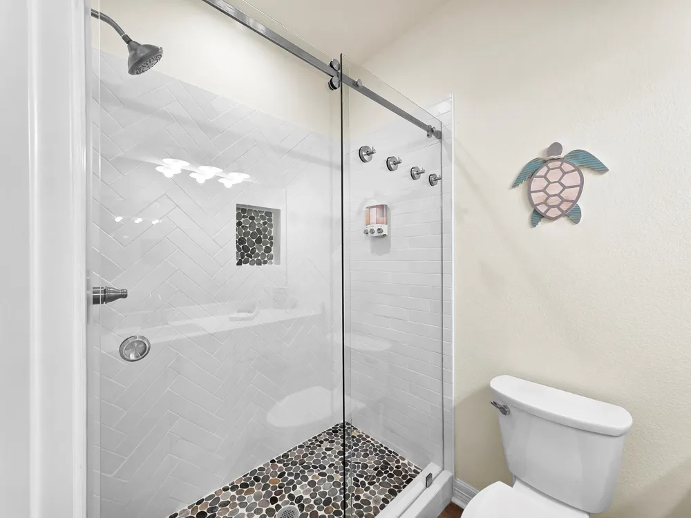 873 Townsend Drive Crystal Beach, TX 77650