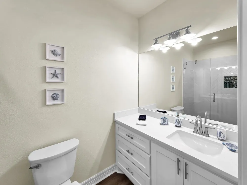 873 Townsend Drive Crystal Beach, TX 77650