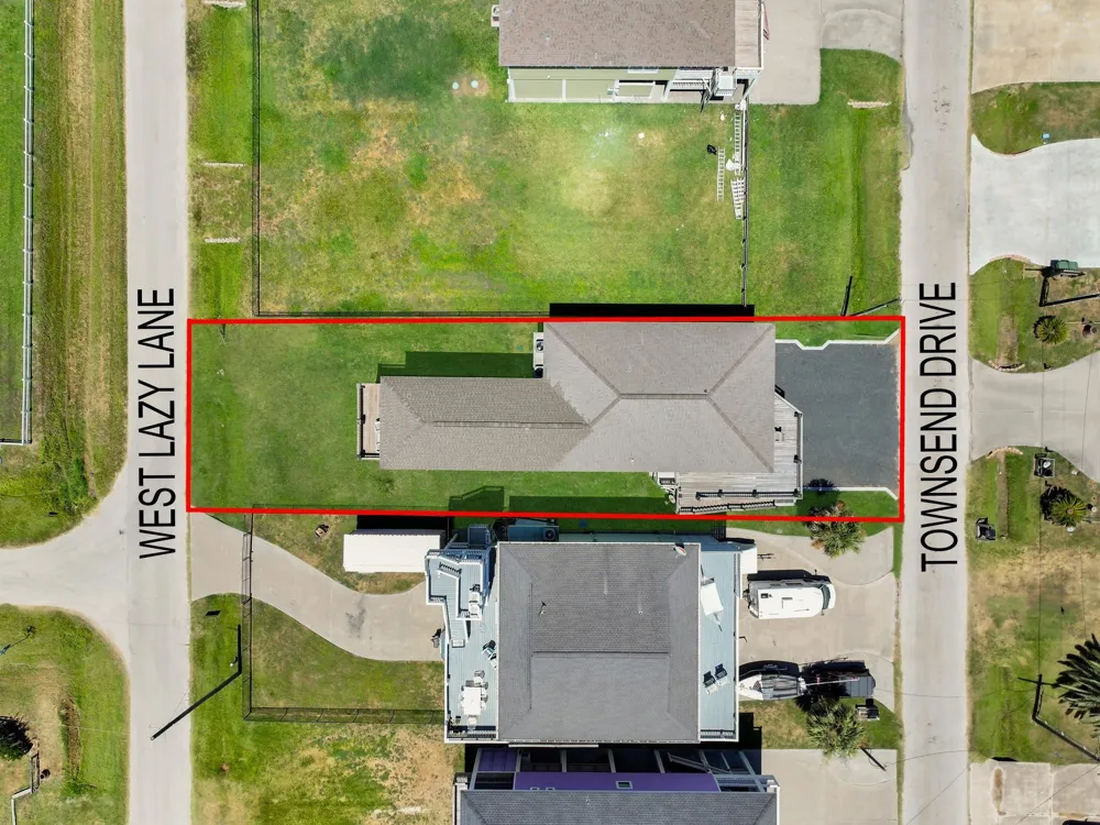873 Townsend Drive Crystal Beach, TX 77650