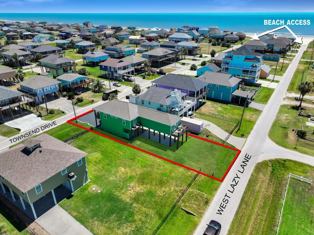 873 Townsend Drive Crystal Beach, TX 77650