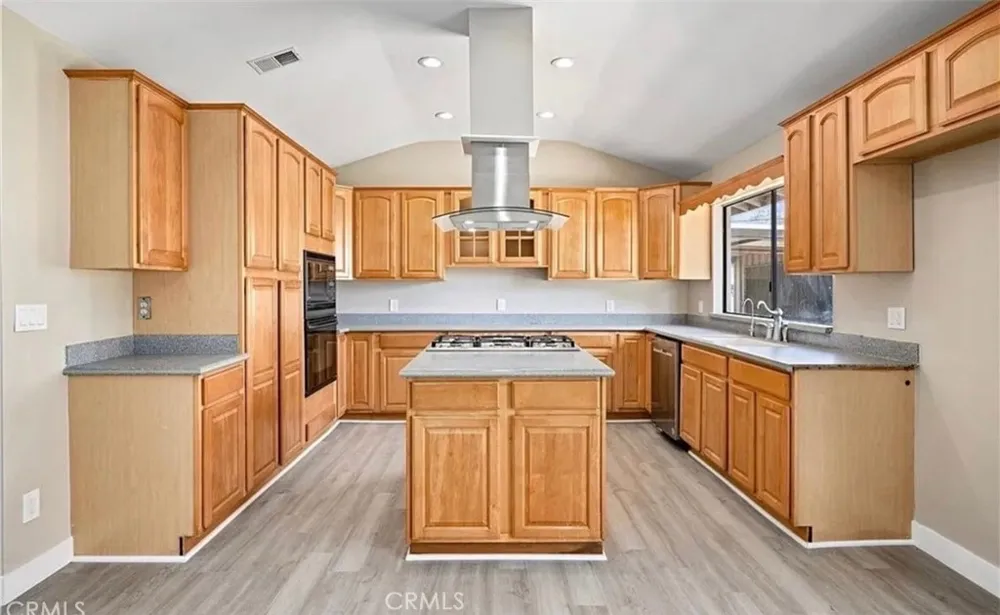 22410 Old Elsinore Road Perris, CA 92570