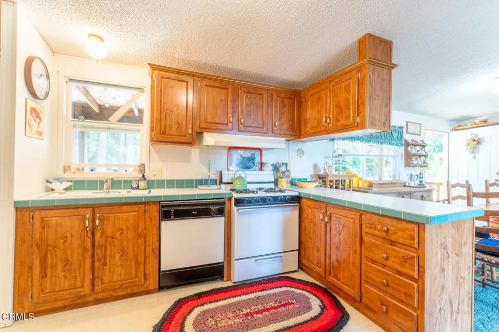 28200 Simpson Lane Fort Bragg, CA 95437