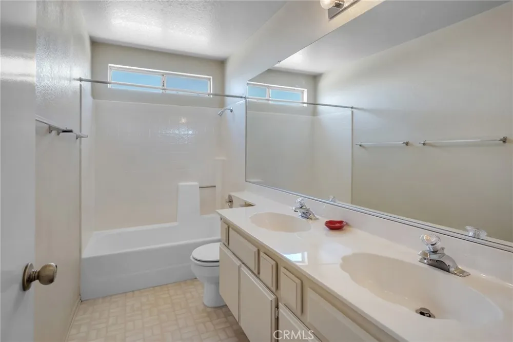 12951 Lantern Lane Victorville, CA 92392
