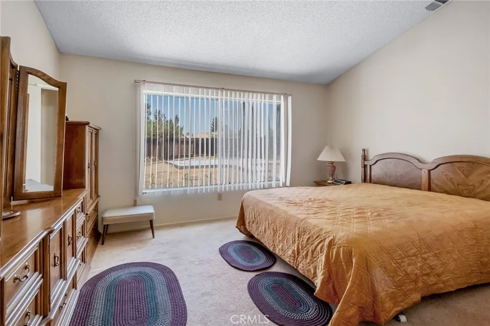 12951 Lantern Lane Victorville, CA 92392