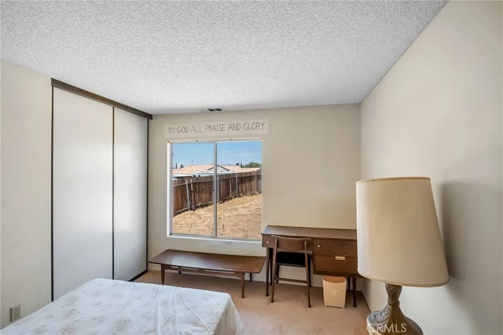 12951 Lantern Lane Victorville, CA 92392