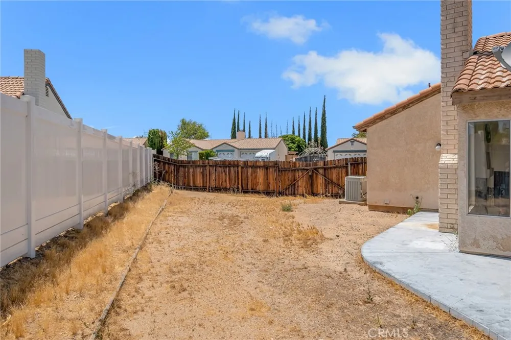 12951 Lantern Lane Victorville, CA 92392