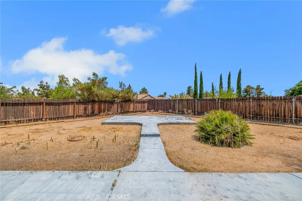 12951 Lantern Lane Victorville, CA 92392