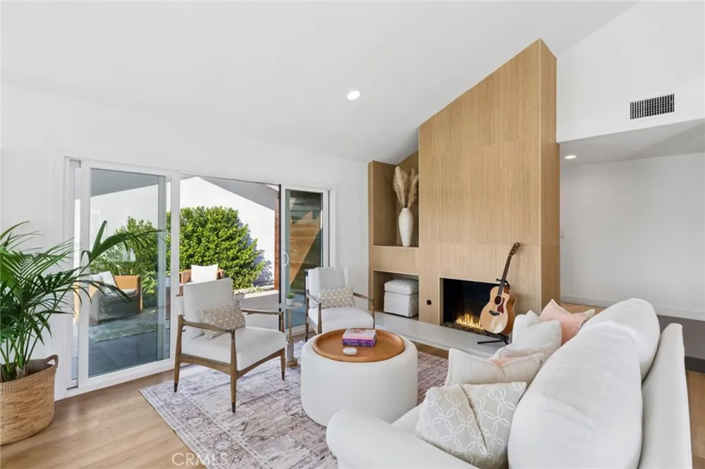 241 Calle Neblina San Clemente, CA 92672