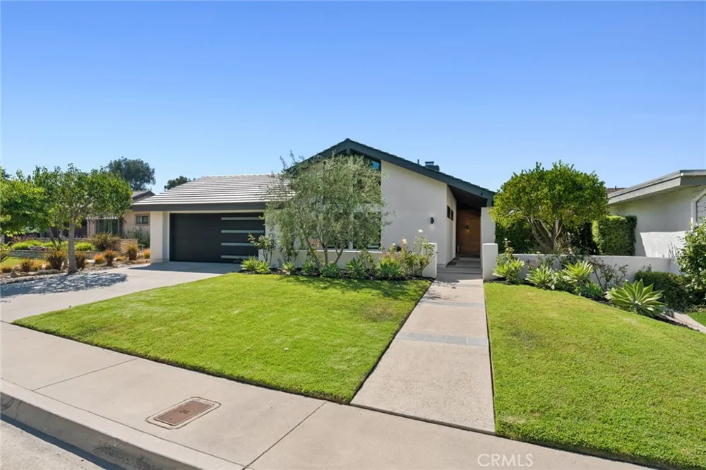 241 Calle Neblina San Clemente, CA 92672