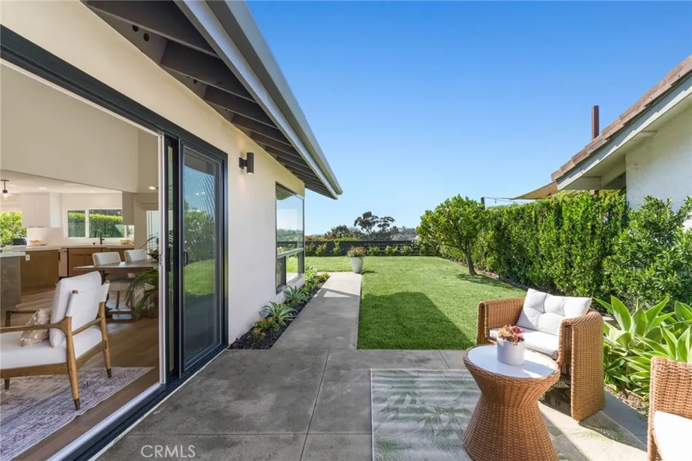 241 Calle Neblina San Clemente, CA 92672
