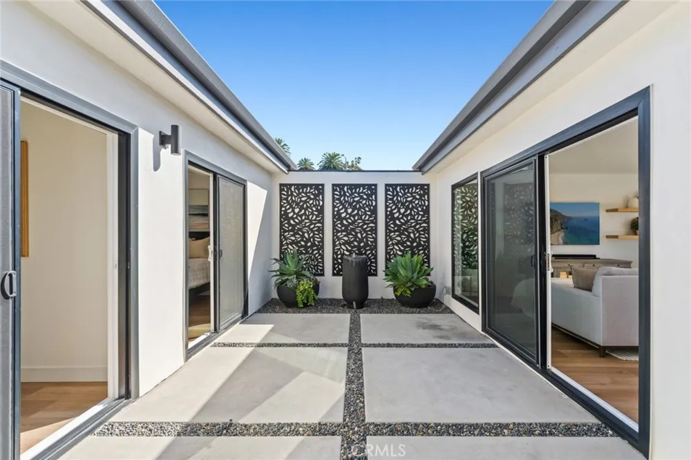241 Calle Neblina San Clemente, CA 92672