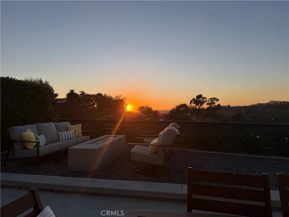 241 Calle Neblina San Clemente, CA 92672