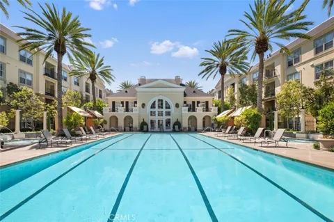 3372 Watermarke Place
