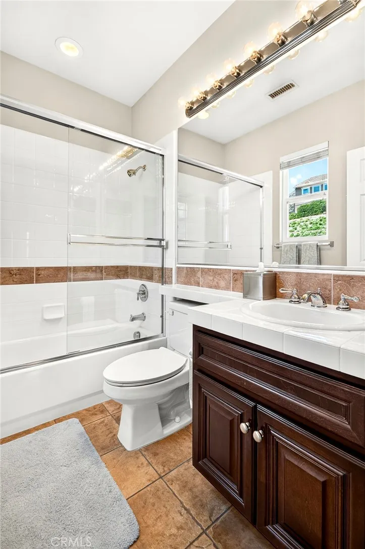 36 Foxtail Court Azusa, CA 91702