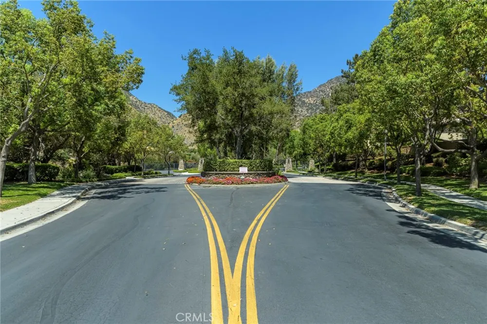 36 Foxtail Court Azusa, CA 91702