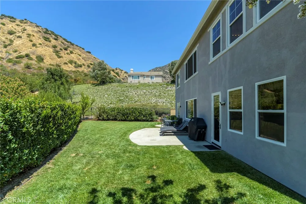 36 Foxtail Court Azusa, CA 91702