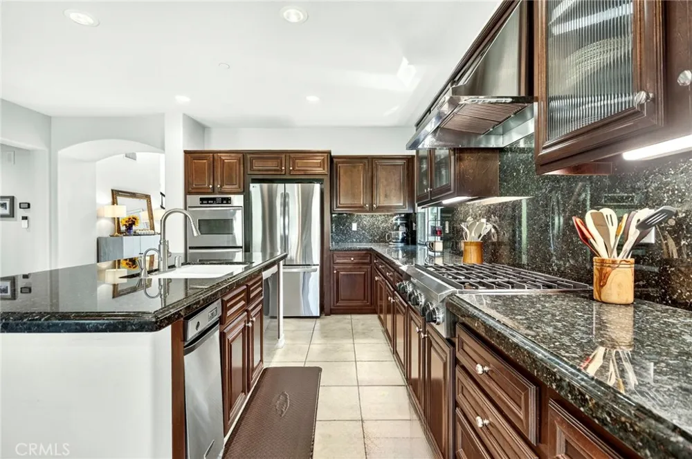36 Foxtail Court Azusa, CA 91702