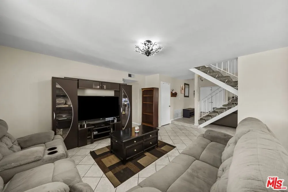 15362 Rhododendron Drive Santa Clarita, CA 91387