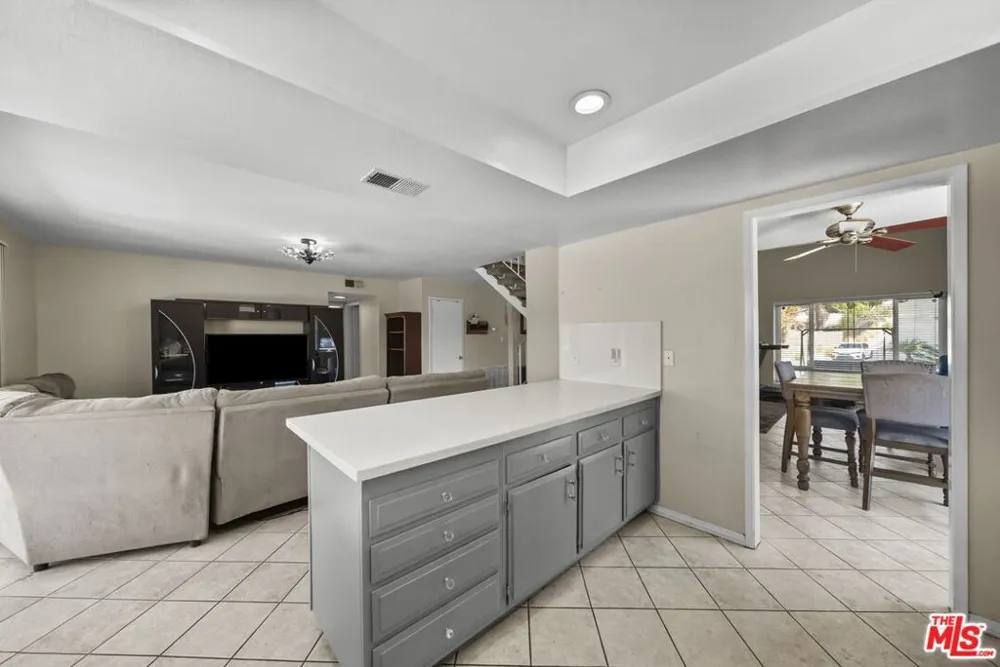 15362 Rhododendron Drive Santa Clarita, CA 91387