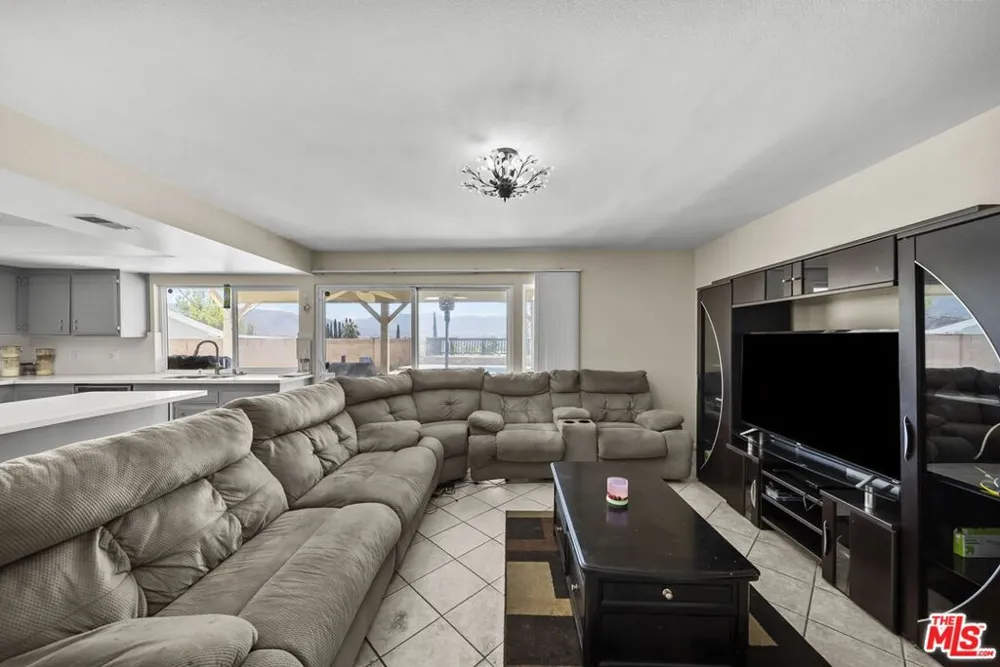 15362 Rhododendron Drive Santa Clarita, CA 91387