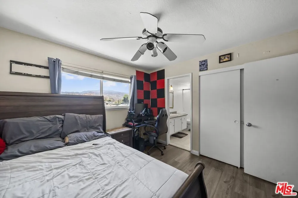 15362 Rhododendron Drive Santa Clarita, CA 91387