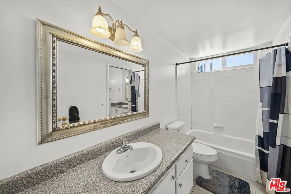 15362 Rhododendron Drive Santa Clarita, CA 91387