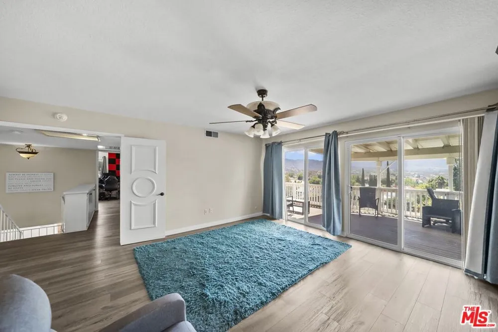 15362 Rhododendron Drive Santa Clarita, CA 91387
