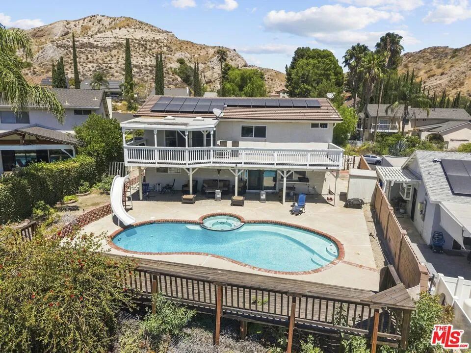 15362 Rhododendron Drive Santa Clarita, CA 91387