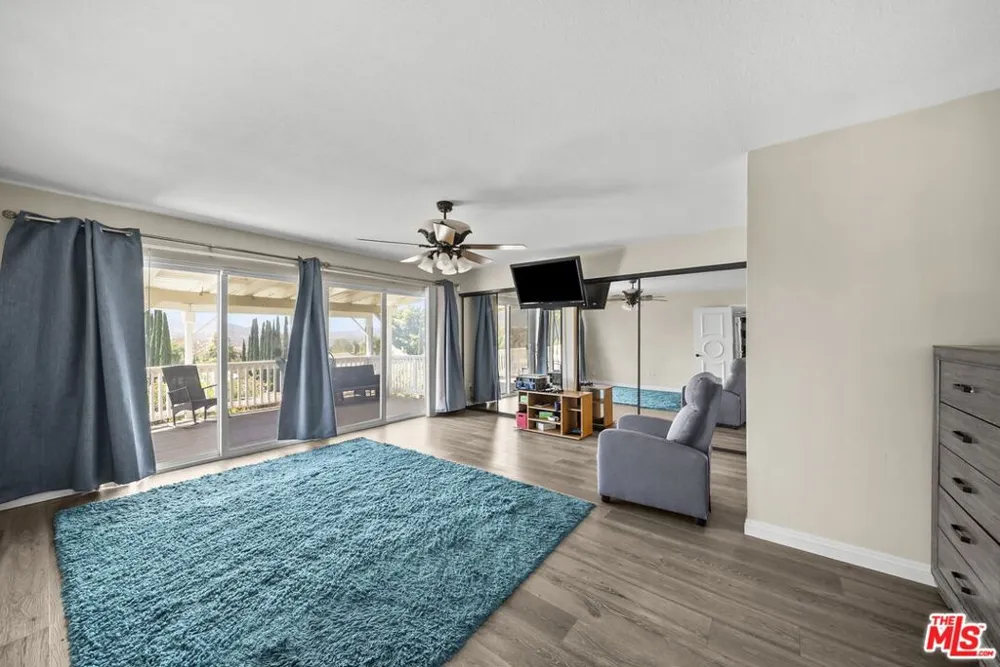 15362 Rhododendron Drive Santa Clarita, CA 91387