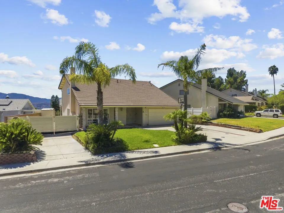 15362 Rhododendron Drive Santa Clarita, CA 91387