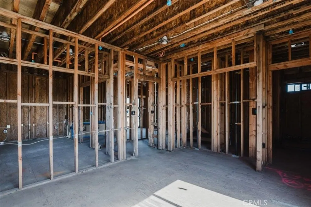 6651 Camellia Avenue Los Angeles, CA 91606