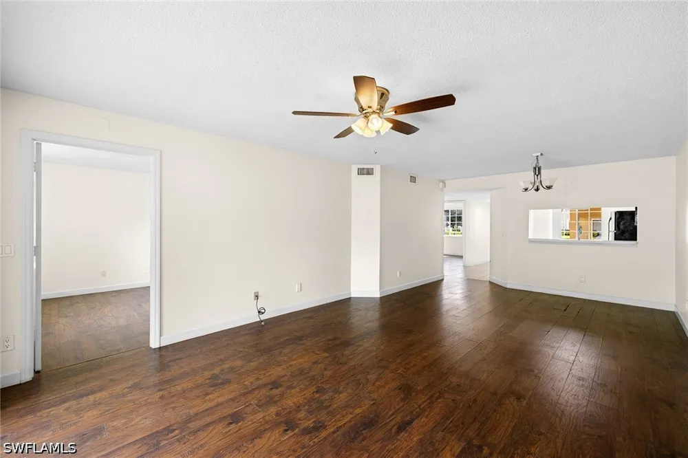 Jewel Lane #104 Naples, FL 34109