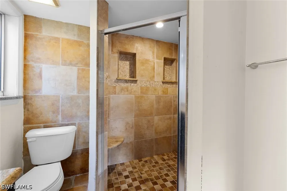 Jewel Lane #104 Naples, FL 34109
