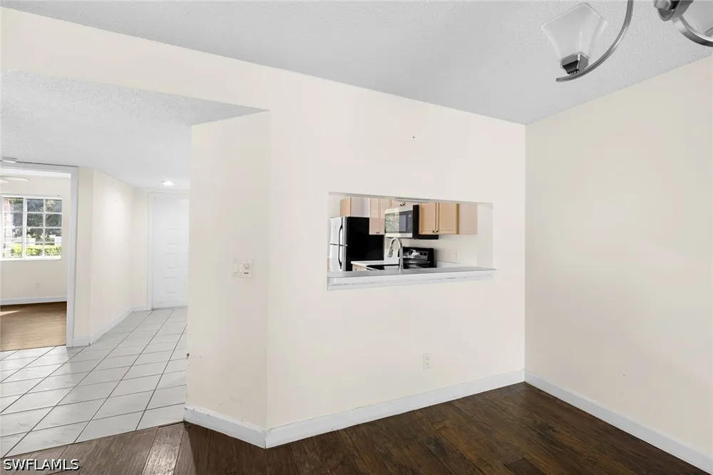 Jewel Lane #104 Naples, FL 34109