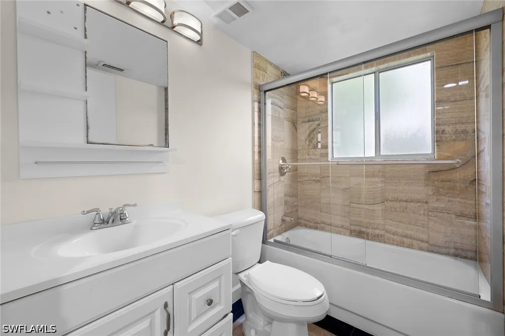 Jewel Lane #104 Naples, FL 34109
